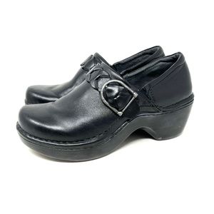 Ariat AMY Size 9.5B Womens  Black Leather Buckle Clogs